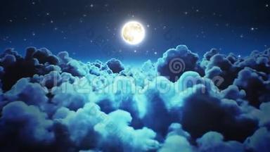 飞越夜晚时光流逝的云与月光天衣无缝。 飞越午夜的飞行三维动画